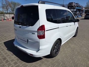 Ford Tourneo Courier I Mikrovan 1.0 EcoBoost 100KM 2017 Ford Tourneo Courier Benzyna 100KM, zdjęcie 4