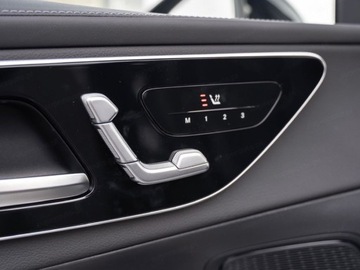 Mercedes GLC C254/X254 Coupe 2.0 220d 197KM 2026 GLC Coupe 220 d 4-Matic AMG Line 2.0 (197KM) 2026, zdjęcie 9