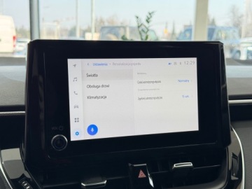 Toyota Corolla XII TS Kombi Facelifting 2.0 Hybrid Dynamic Force 196KM 2022 Toyota Corolla Comfort + Tech + Style / LED / Podg, zdjęcie 29