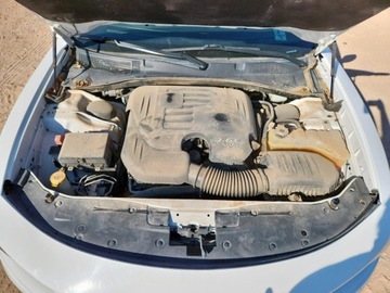 Dodge Charger VII 2017 Dodge Charger 2017 DODGE CHARGER SE 3.6 Benzyna 292KM, zdjęcie 10