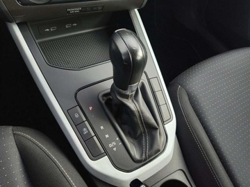 Seat Arona Crossover Facelifting 1.0 TSI 110KM 2022 Seat Arona serwis ASO 1.0TSI 110KM bezwypadkowy pakiety FullLink alufelgi, zdjęcie 17