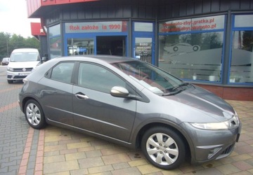 Honda Civic VIII Hatchback 3d 1.4 i-VTEC 100KM 2009 Honda Civic Honda Civic VIII Salon PL - I wlasciciel 1.3 Benzyna 100KM, zdjęcie 4