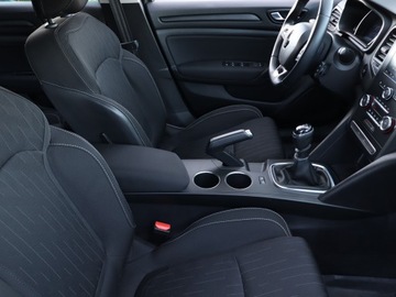 Renault Megane IV Grandtour Facelifting 1.3 TCe 115KM 2020 Renault Megane 1.3 TCe, Salon Polska, zdjęcie 8