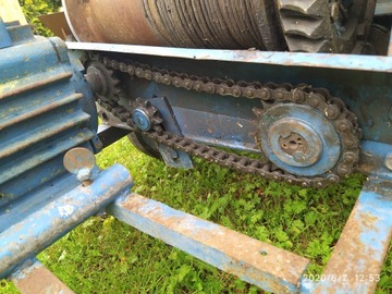 МОЩНАЯ СТРОИТЕЛЬНАЯ ЛЕБЕДКА С КОЛЕСАМИ 380В