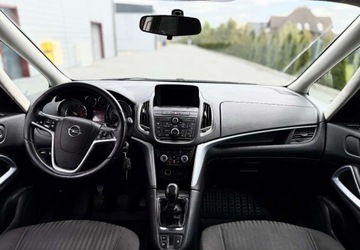 Opel Zafira C Tourer 2.0 CDTI ECOTEC 130KM 2012 Opel Zafira 2.0 Diesel 130 Km Super Stan 2.0 Diesel 130KM, zdjęcie 19