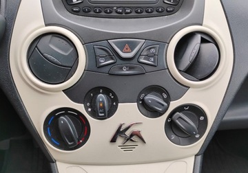 Ford Ka III 2015 Ford KA 2015r, 1.2 Benzyna. Lekko uszkodzony lewy bok. Jezdzi. 1.2 Benzyna, zdjęcie 13