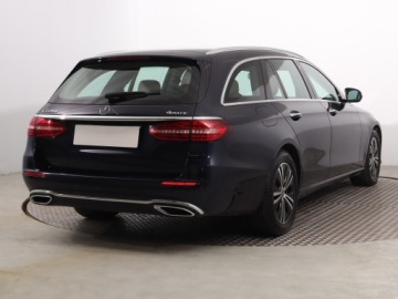 Mercedes Klasa E W213 Kombi Facelifting 2.0 E220d 194KM 2021 Mercedes E E 220 d, Salon Polska, 1. Właściciel, zdjęcie 4