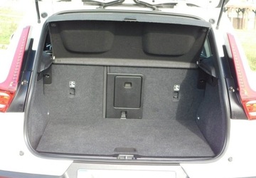 Volvo XC40 Crossover Facelifting 1.5 T2 129KM 2022 Volvo XC 40 z Gwarancja Bezwypadkowy 100 1.5 Benzyna 129KM, zdjęcie 22