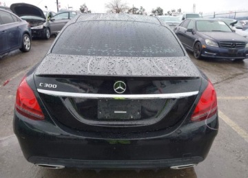 Mercedes Klasa C W205 Kabriolet Facelifting 2.0 300 258KM 2020 Mercedes-Benz Klasa C MERCEDES-BENZ C 300 2.0 Benzyna 259KM, zdjęcie 3