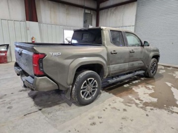 Toyota Tacoma II 2024 Toyota Tacoma Double Cab 2024 2.4L 2.4 Benzyna 278KM, zdjęcie 3