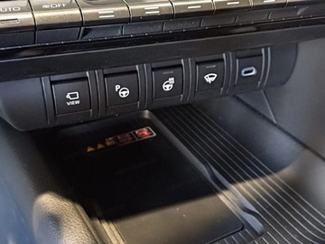 Toyota C-HR II SUV Plug-In 2.0  223KM 2025 Od ręki - Executive 2.0 Plug-in Hybrid Dynamic Force 223KM | Kamera 360!, zdjęcie 10