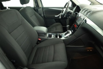 Ford S-Max I Van Facelifting 2.0 Duratorq TDCi DPF 163KM 2011 Ford S-Max 2.0 TDCi, Automat, 7 miejsc, Klima, zdjęcie 6