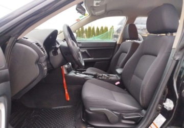 Subaru Outback III 2.5 165KM 2006 Subaru Outback 2.5 Benzyna 164KM, zdjęcie 6