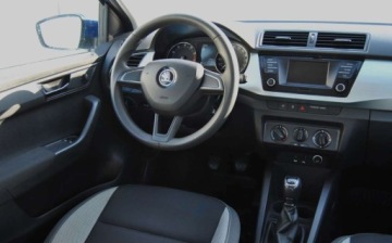 Skoda Fabia III Hatchback 1.0 TSI 95KM 2017 Skoda Fabia GWARANCJA, Salon PL, 1. Rej. 2018, 1.0 Benzyna 95KM, 2 komplet, zdjęcie 10