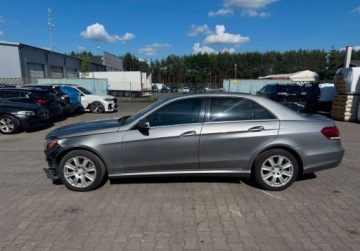 Mercedes Klasa E W212 Limuzyna Facelifting 300  252KM 2014 Mercedes-Benz Klasa E 2014 Mercedes-Benz E-Klasa 350 4Matic- na placu w PO, zdjęcie 1