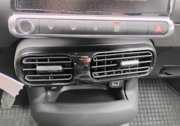 Citroen C4 Cactus 2019 Citroen C4 Cactus 2019r, Salonowy, 1.2 Benzyna. Uszkodzony. Poobijany. Jez, zdjęcie 12