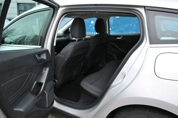 Ford Focus IV Kombi 1.5 EcoBlue 120KM 2020 Ford Focus Kombi Titanium 1,5 EcoBlue 120KM ASO, zdjęcie 10