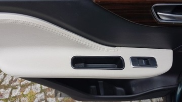 Jaguar F-Pace SUV 2.0 i4D 180KM 2017 Jaguar F-Pace 2.0D AWD 4X4, zdjęcie 19