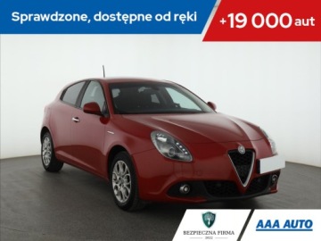 Alfa Romeo Giulietta Nuova II Hatchback 5d Facelifting 2016 1.6 JTDM-2 120KM 2017