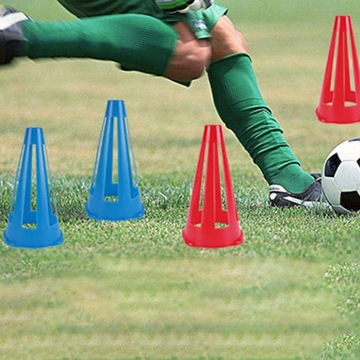 ФУТБОЛЬНЫЕ ТРЕНИРОВКИ ФУТБОЛЬНЫЕ AGILITY Коньки