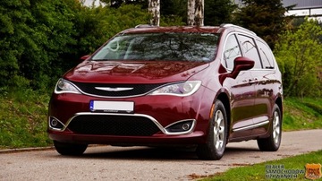 Chrysler Pacifica II 2017