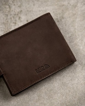 Always Wild skórzany portfel męski na zatrzask ochrona kart RFID