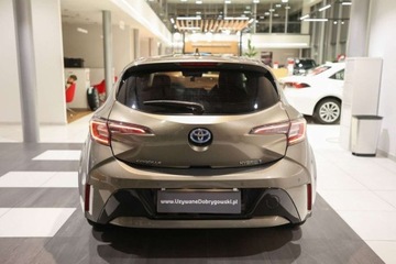 Toyota Corolla XII 2019 Toyota Corolla 1.8 Hybrid Executive 1.8 Hybryda 98KM, zdjęcie 4