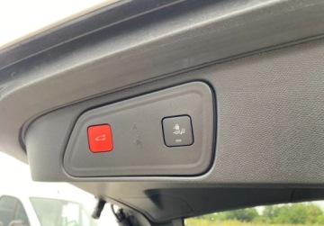 Peugeot 3008 II Plug-In Hybrid Facelifting 1.6 HYBRID 180KM 2023 Peugeot 3008 Allure Pack Hybrid 1.6 225KM EAT8 - automat 1.6 Hybryda 180KM, zdjęcie 12