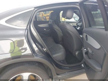 Mercedes GLC C254/X254 2023 Mercedes-Benz GLC 2023 r., 2,0L GLC 300 COUPE 4MATIC 2.0 Benzyna 255KM, zdjęcie 13