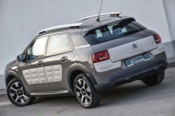Citroen C4 Cactus Crossover 1.2 PureTech 82KM 2014 Citroen C4 Cactus CITROEN C4 CACTUS 1.2 VTi 82KM FEEL LED Navi Kamera Gwar, zdjęcie 8