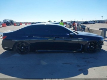 BMW Seria 7 G11-G12 2017 BMW Seria 7 750i 2017 4.4l 4.4 Benzyna 445KM, zdjęcie 6