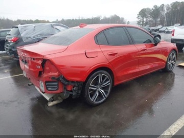 Volvo S60 III Sedan 2.0 T5 250KM 2019 Volvo S60 2.0 T5 250 KM, R-Design, male uszkodzenia, od ubezpieczyciela, zdjęcie 3