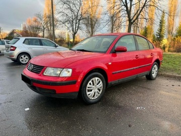 Volkswagen Passat B5 Sedan 1.6 100KM 2000 Volkswagen Passat Volkswagen Passat 1,6 Benzyna Klimatyzacja Zamiana 1.6, zdjęcie 9