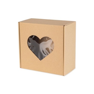 Pudełko FASONOWE Z OKIENKIEM SERCE 20x20x10cm 3139