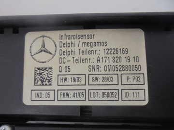 LAMPA POLSTROVÁNÍ A1718201201 MERCEDES SLK R171