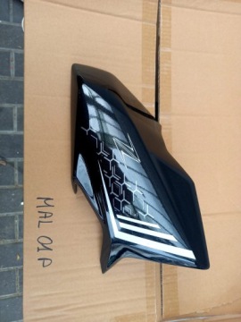 Правый обтекатель боковой панели Kawasaki z650 2020+