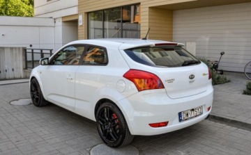 Kia Proceed 2009 Kia ProCeed 1.4 bezwypadkowy Lift 151 tys. km 1.4 Benzyna 90KM, zdjęcie 2