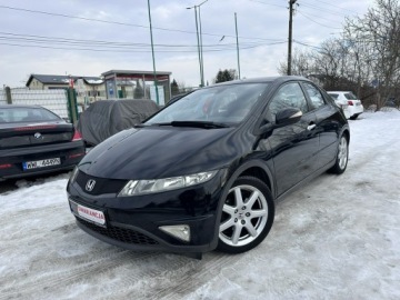 Honda Civic VIII Hatchback 3d 1.8 i-VTEC 140KM 2008 Honda Civic 1.8 benzyna 140 KM/Manula