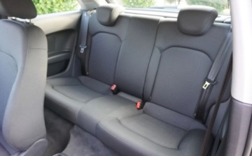 Audi A1 I Hatchback 3d 1.6 TDI 90KM 2012 Audi A1 3-drzwiowe Bezwypadkowy Serwisowany 1-Wlasciciel Navi Sport Alufel, zdjęcie 9