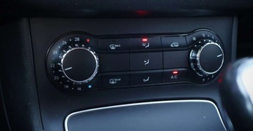 Mercedes Klasa B W246 Sports Tourer Facelifting 1.6 180 BlueEFFICIENCY Edition 122KM 2016 Mercedes-Benz Klasa B (Nr.024) 1.6 122 KM Nawigacja Kliamtyzacja Parktron, zdjęcie 26