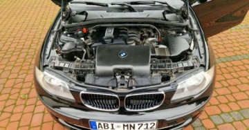 BMW Seria 1 E81/E87 Hatchback 5d E87 1.6 116i 122KM 2007 BMW Seria 1 BMW Seria 1 1.6 Benzyna 122KM, zdjęcie 15