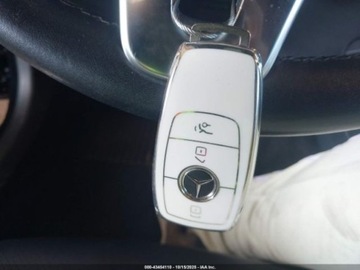 Mercedes GLC C253 2020 Mercedes-Benz GLC GLC 300 2020, 2.0L R-4 255KM, od ubezpieczalni 2.0 255KM, zdjęcie 13