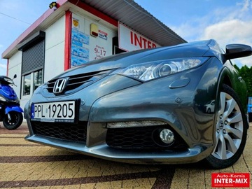Honda Civic IX Hatchback 5d 1.6 i-DTEC 120KM 2014 Honda Civic Niski przebieg 1.6 Diesel 120KM, zdjęcie 4