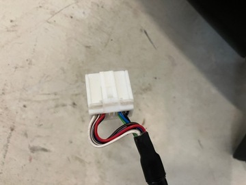 COROLLA E21 ZRCÁTKO VNĚJŠÍ KOMPLETNÍ LEVÉ 1J6 8 PIN