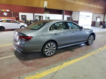 Mercedes Klasa E W213 2022 Mercedes-Benz Klasa E 450 4Matic 2022 3.0l 3.0 Benzyna 362KM, zdjęcie 3