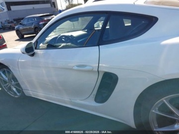 Porsche 2021 Porsche 718 Cayman Porsche 718 Cayman T, od ubezpieczalni 2.0 Benzyna 300KM, zdjęcie 5