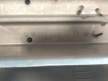 MERCEDES W201 ЗАДНИЙ БАМПЕР УЗКАЯ ПОЛОСКА + ОРГ БАЛКА