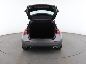 Mercedes Klasa A W177/V177 Hatchback 1.3 200 163KM 2018 Mercedes A 200 automat półskóra navi klima auto, zdjęcie 18