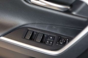 Toyota RAV4 V SUV Facelifting 2.5 Hybrid Dynamic Force 222KM 2023 Toyota RAV4 2.5 Hybrid Comfort 4x4 2.5 Hybryda 222KM, zdjęcie 12