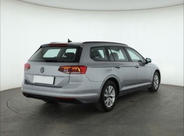 Volkswagen Passat B8 Variant Facelifting 2.0 TDI SCR 150KM 2021 VW Passat 2.0 TDI, Salon Polska, 1. Właściciel, zdjęcie 4